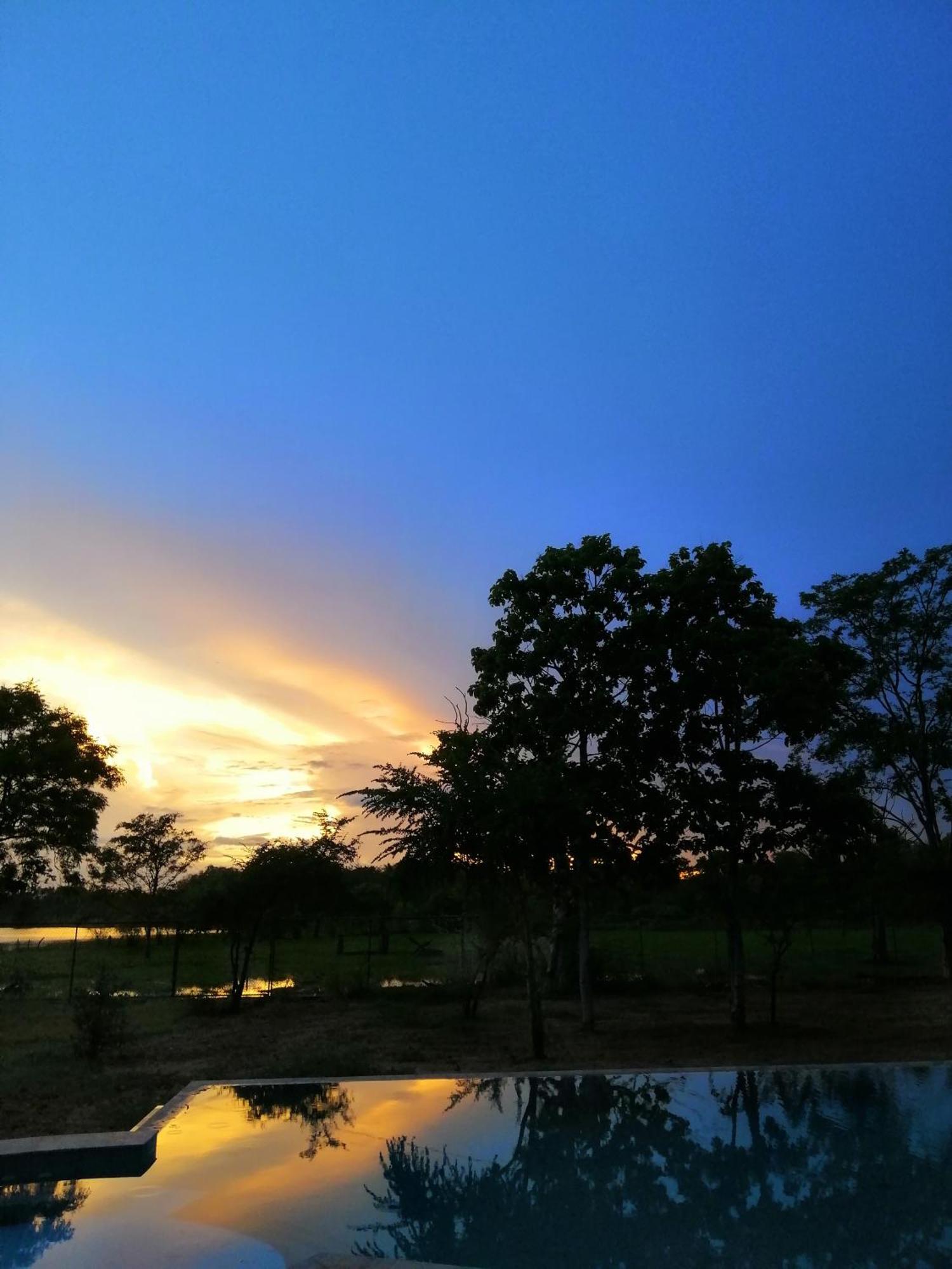 Breezy Lake Tissamaharama Exterior foto