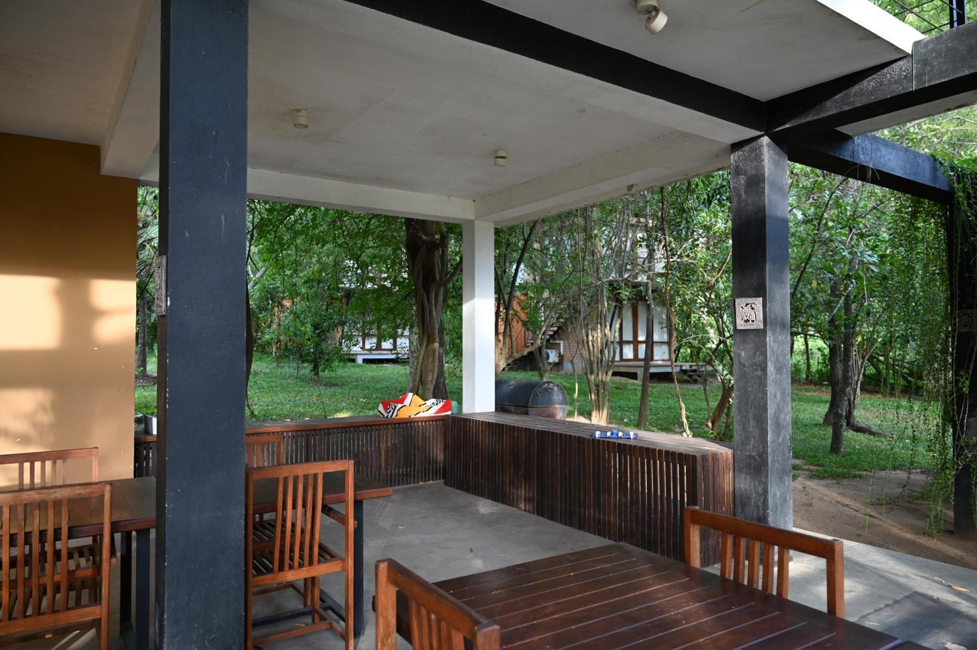 Breezy Lake Tissamaharama Exterior foto
